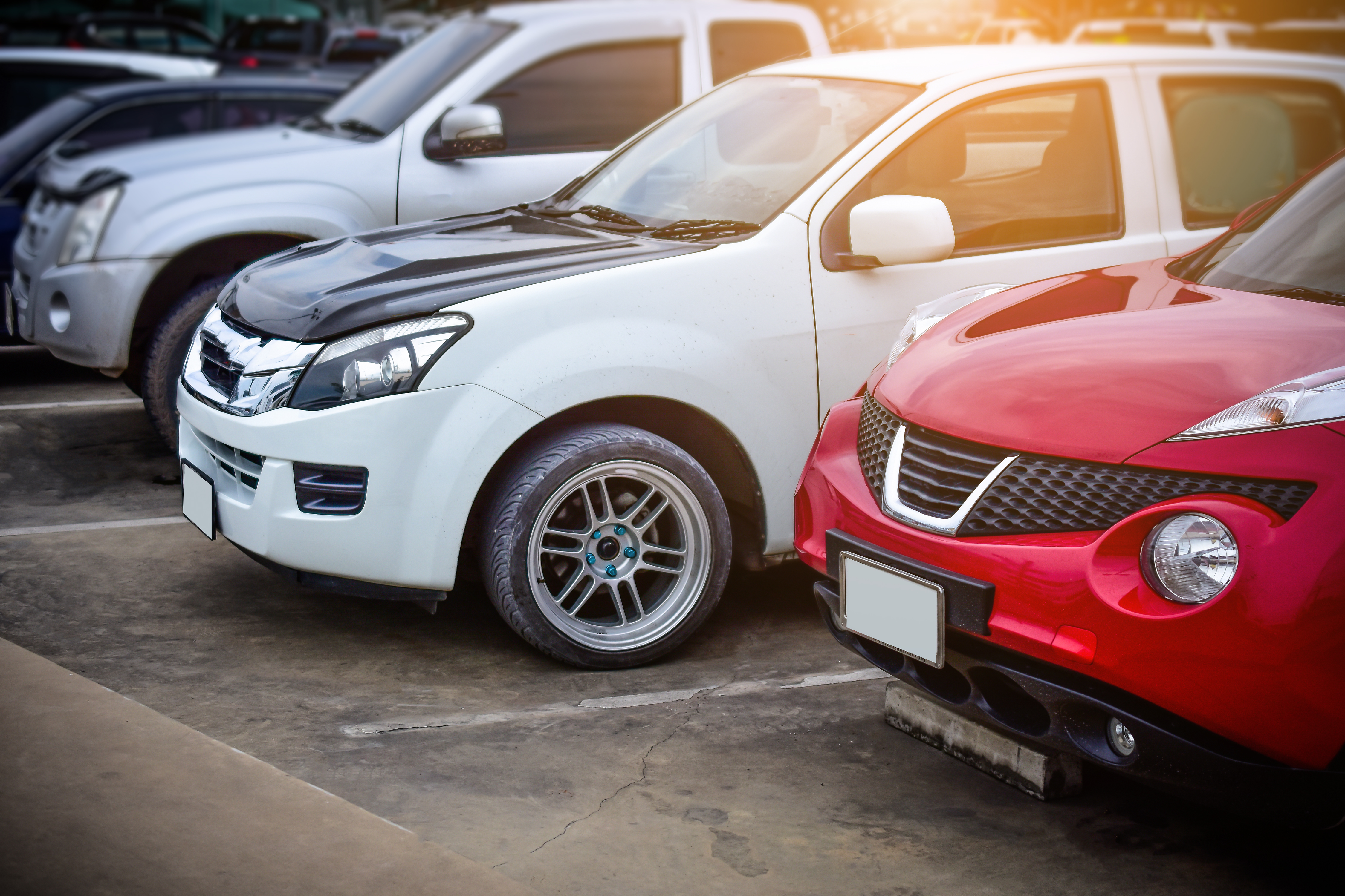 Used cars parked in showroom for sale – Affordable used car loan in Tamil Nadu by Car Loan Madurai – Sakthi Associates